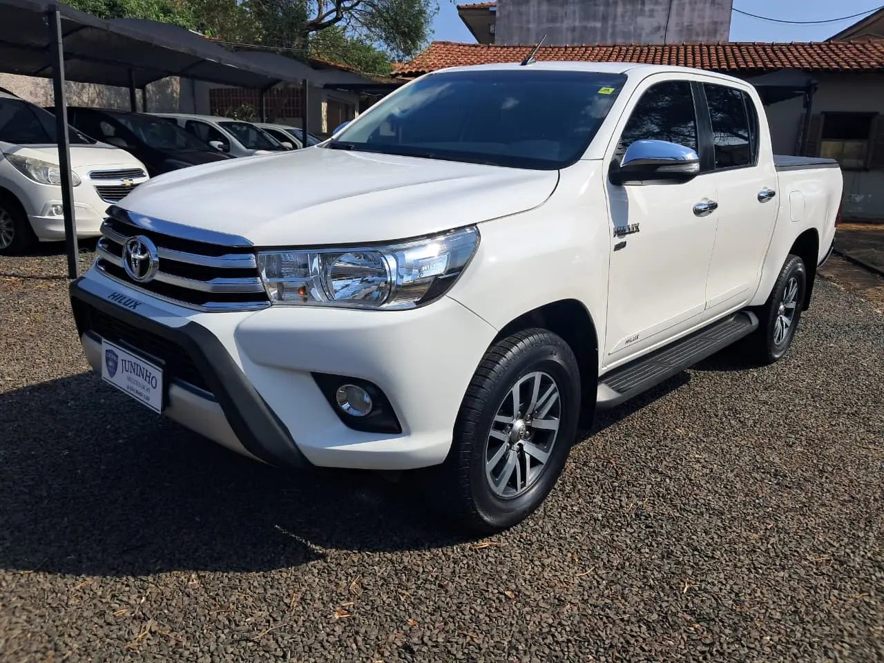 toyota hilux - foto 1
